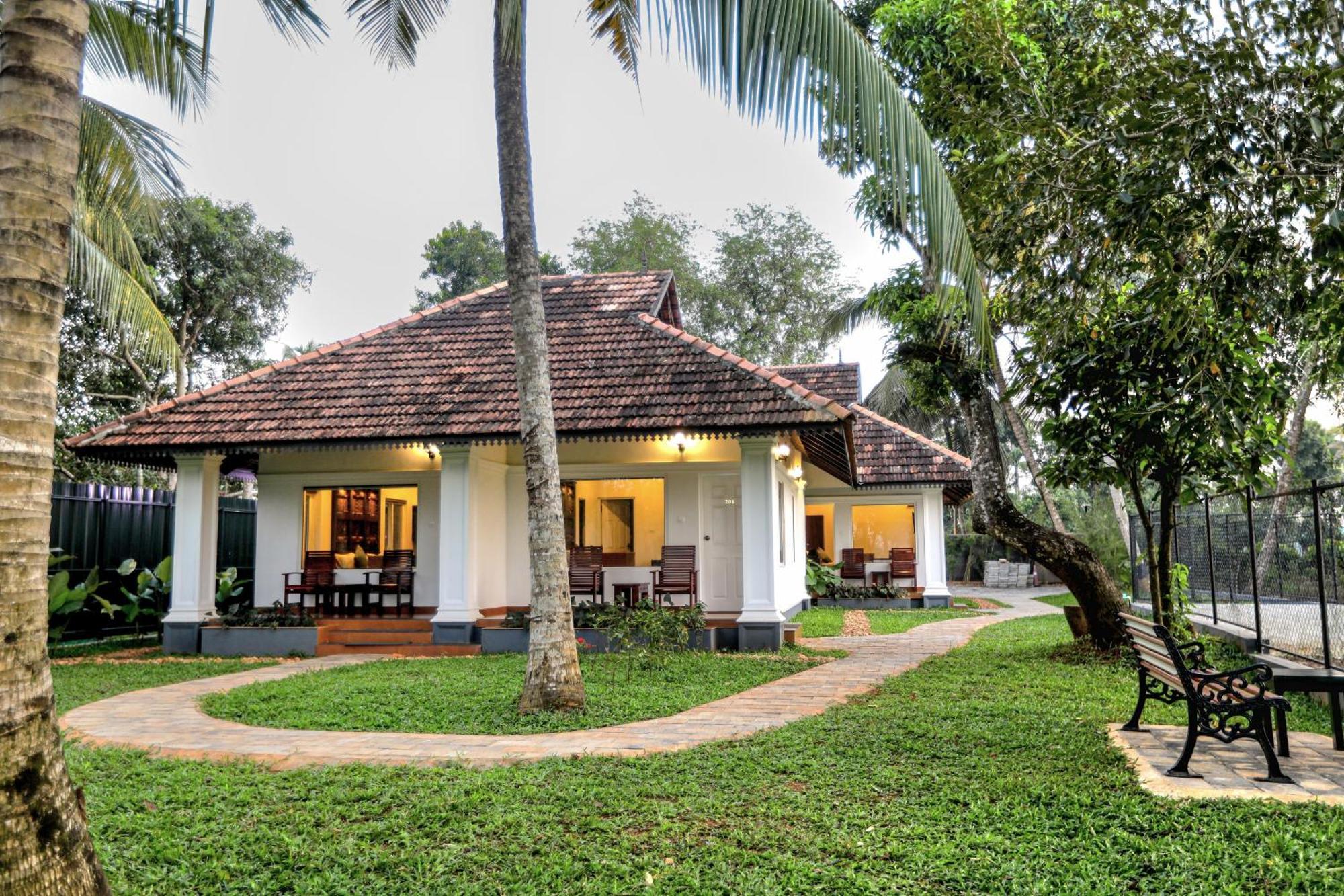 Paadam By The Backwaters Kumarakom Exterior photo