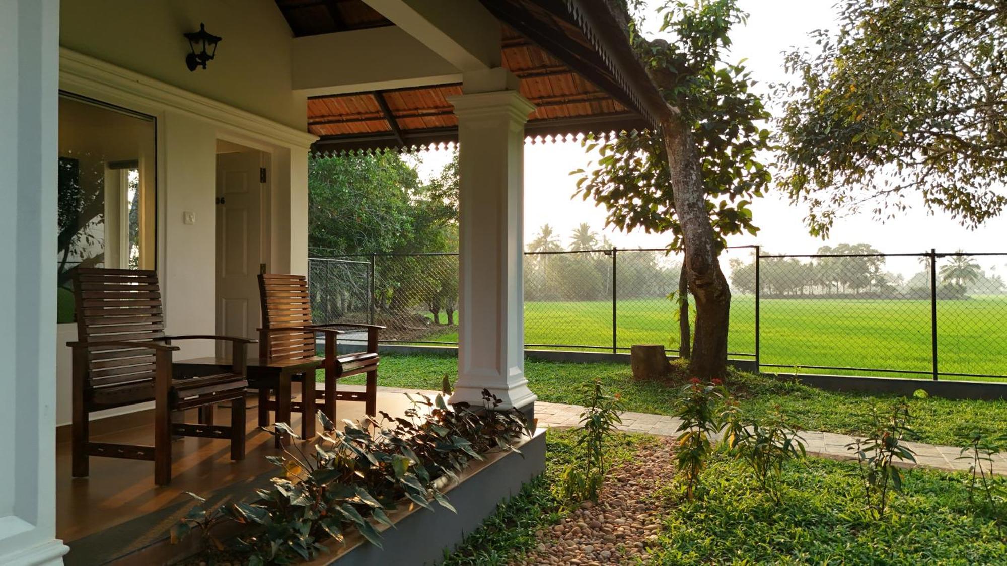 Paadam By The Backwaters Kumarakom Exterior photo